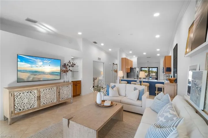 10026  Siesta Bay  DR, Naples, FL 34120