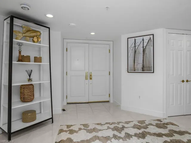 4021 Gulf Shore Blvd N 1103, Naples, Florida 34103