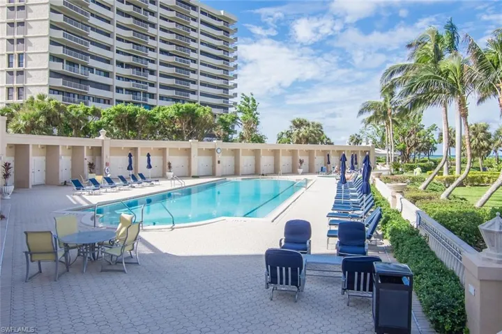 with a fabulous spa Jacuzzi just beyond.