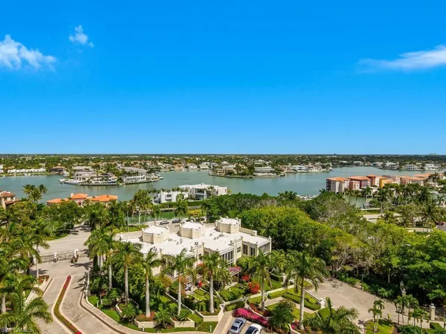 From spacious eastern balcony/lanai