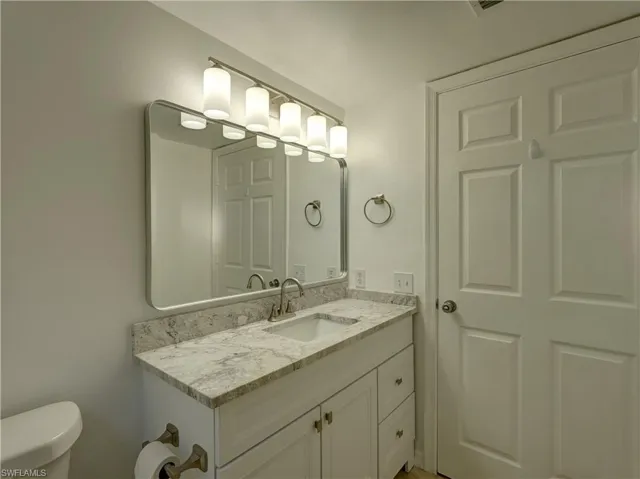 8635 River Homes Ln 2-107, Bonita Springs, Florida 34135