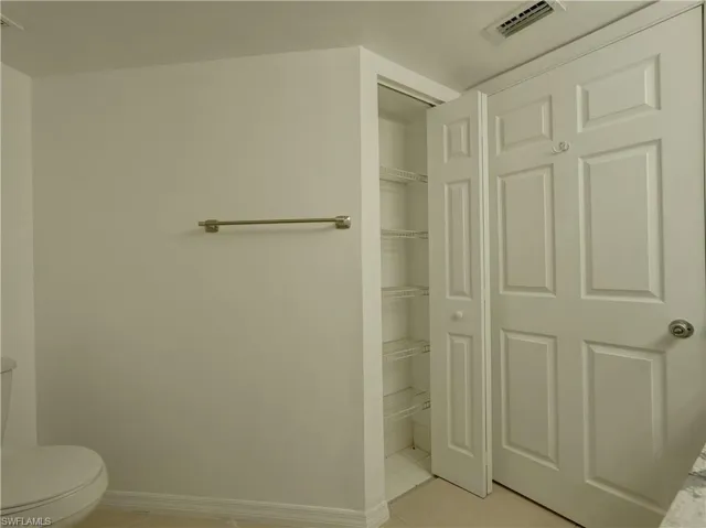 8635 River Homes Ln 2-107, Bonita Springs, Florida 34135