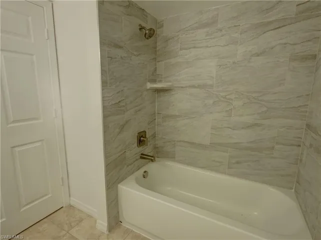 8635 River Homes Ln 2-107, Bonita Springs, Florida 34135
