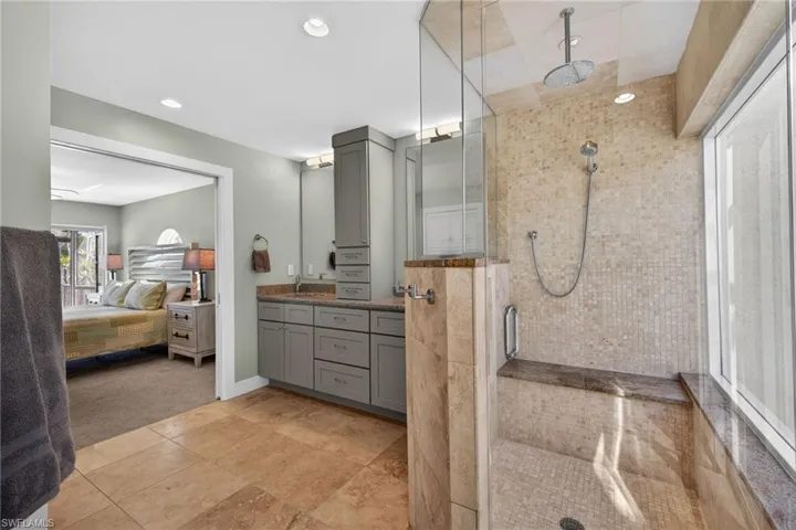 686 Emeril Ct, Sanibel, Florida 33957