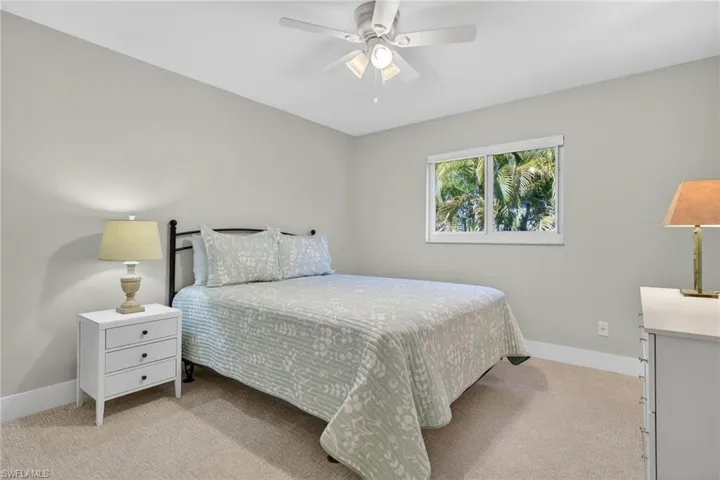 686 Emeril Ct, Sanibel, Florida 33957