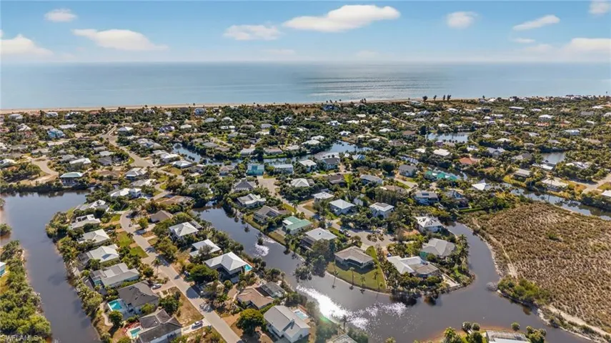686 Emeril Ct, Sanibel, Florida 33957