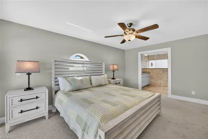 686 Emeril Ct, Sanibel, Florida 33957