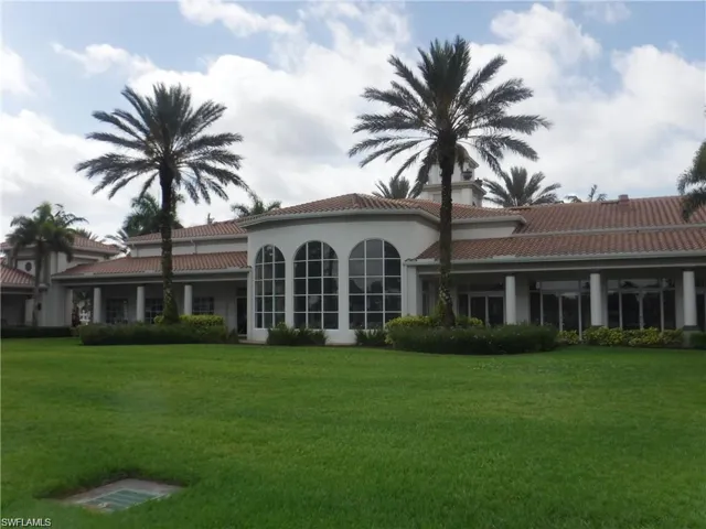 COMMUNITY CLUB HOUSE
