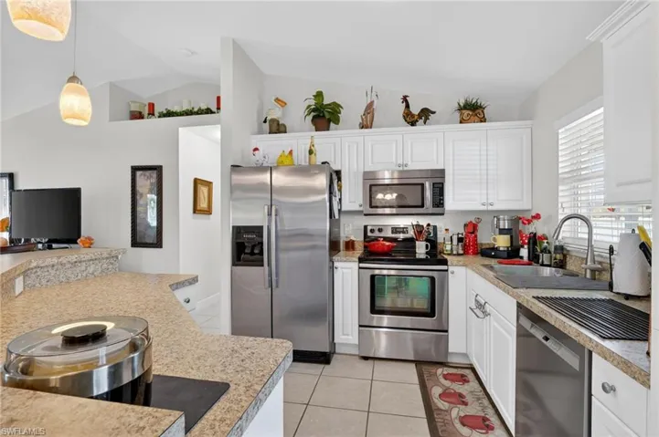 3820 Sw 20th Ave, Cape Coral, Florida 33914