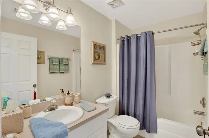 3820 Sw 20th Ave, Cape Coral, Florida 33914