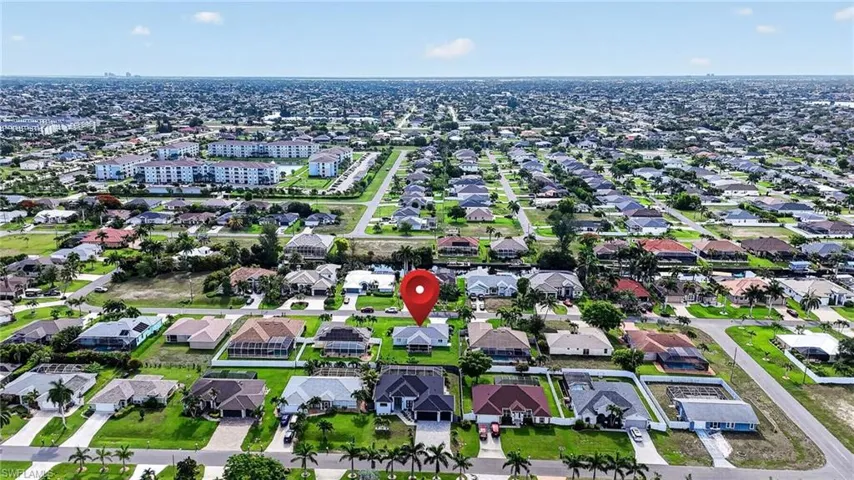 3820 Sw 20th Ave, Cape Coral, Florida 33914