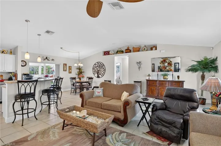 3820 Sw 20th Ave, Cape Coral, Florida 33914