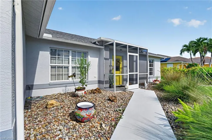3820 Sw 20th Ave, Cape Coral, Florida 33914