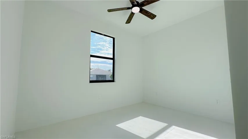 1561 Meadow Rd, Lehigh Acres, Florida 33976