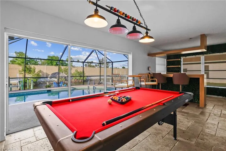 2423 Everest Pkwy, Cape Coral, Florida 33904