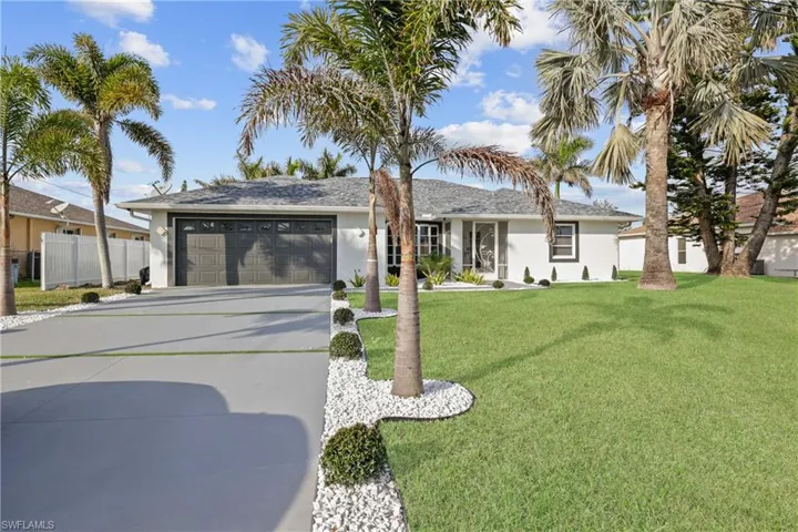 2423 Everest Pkwy, Cape Coral, Florida 33904
