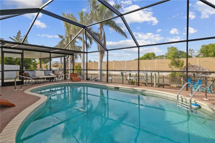 2423 Everest Pkwy, Cape Coral, Florida 33904