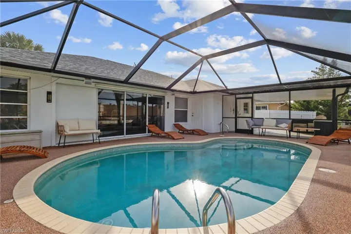 2423 Everest Pkwy, Cape Coral, Florida 33904
