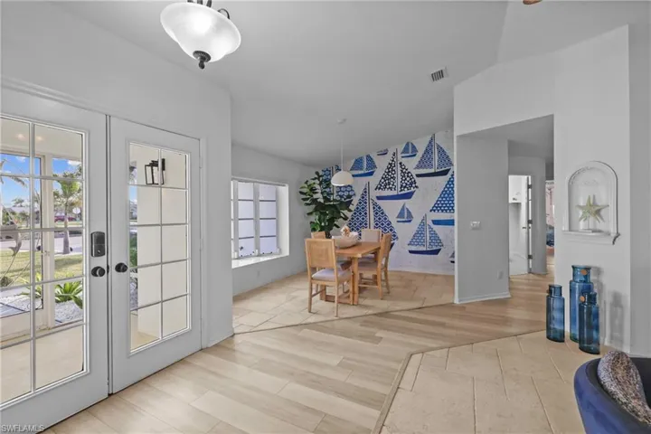 2423 Everest Pkwy, Cape Coral, Florida 33904