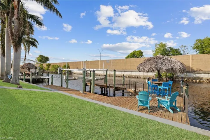 2423 Everest Pkwy, Cape Coral, Florida 33904
