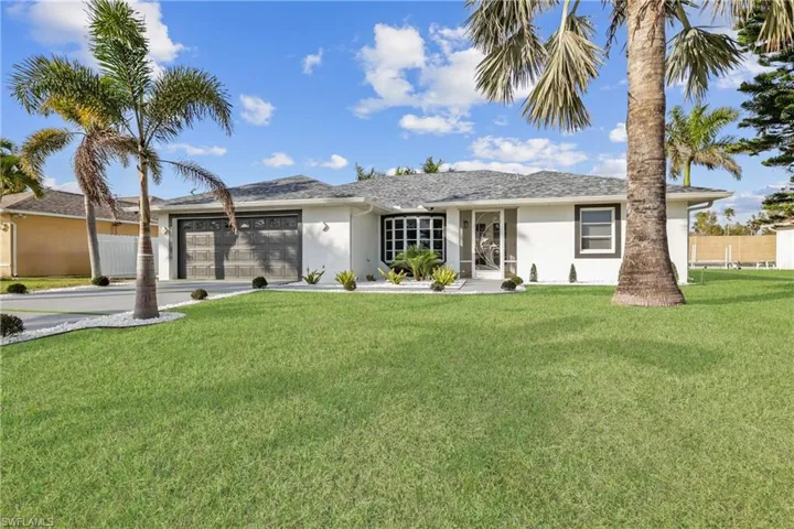 2423 Everest Pkwy, Cape Coral, Florida 33904