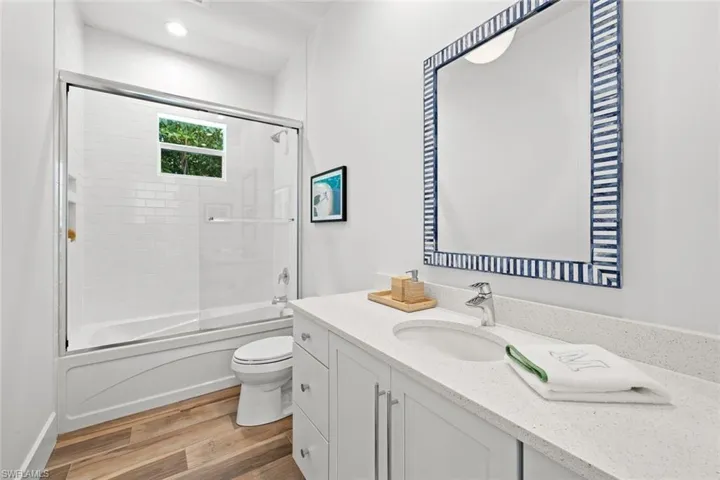 1287  10th N AVE, Naples, FL 34102