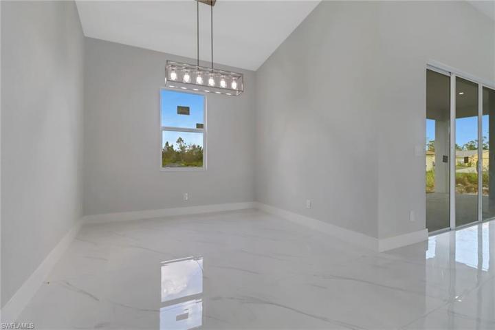 2705 E 9th  ST, LEHIGH ACRES, FL 33936