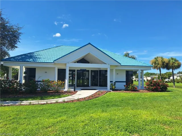 5714 Captain John Smith Loop S, North Fort Myers, Florida 33917