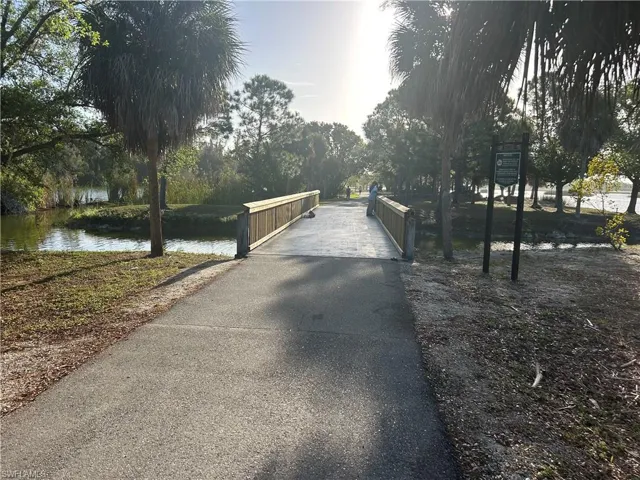Nearby Lakes Park Walking Trails