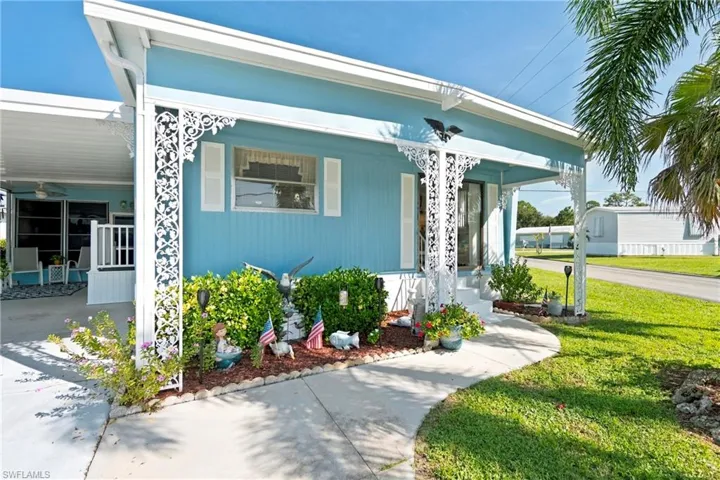 151 Overland Trl, North Fort Myers, Florida 33917