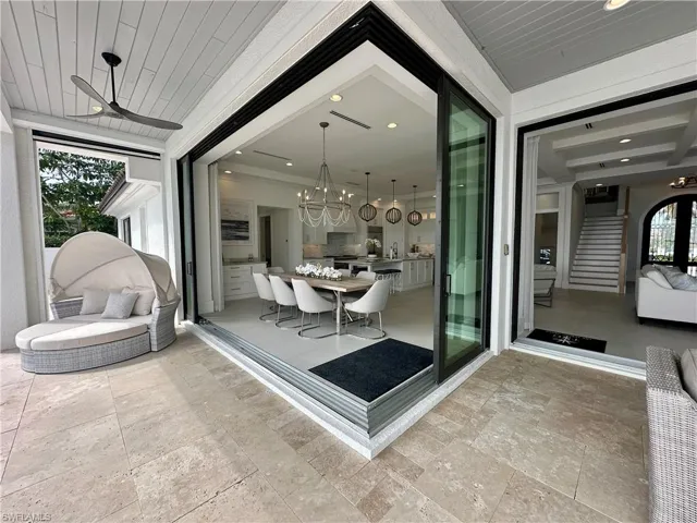 View of patio / terrace with ceiling fan