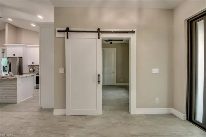 Office or 4th bedroom with closet
