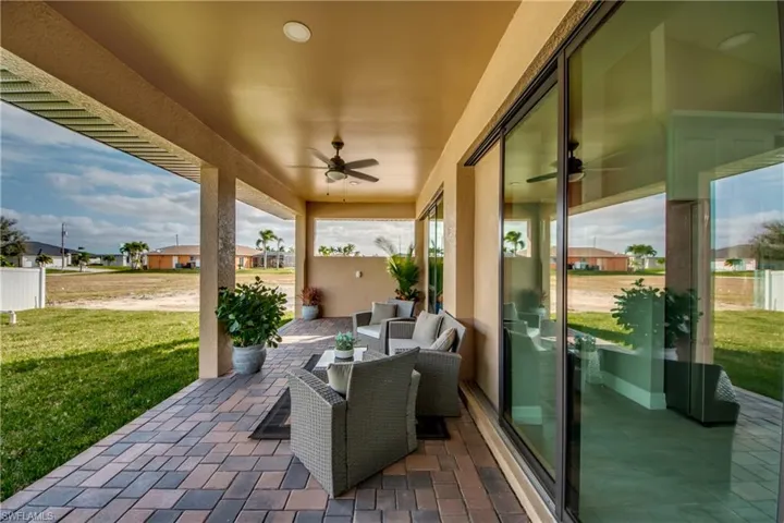 Nice large lanai