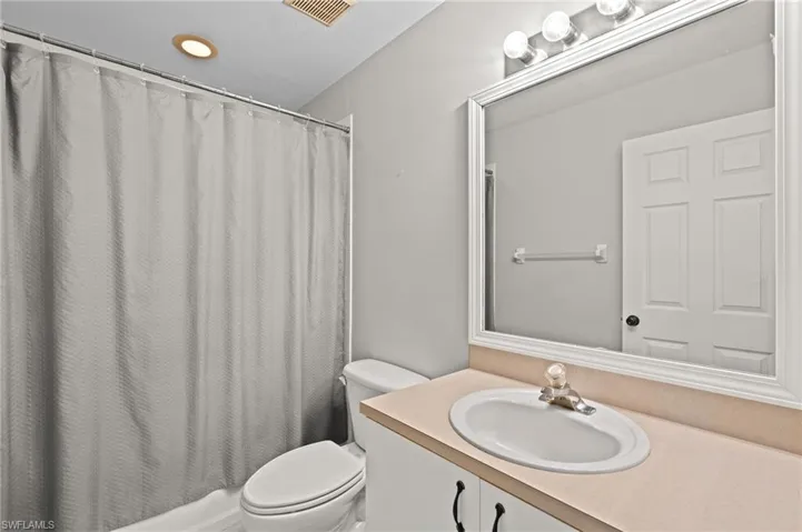 15441  Bellamar  CIR, Fort Myers, FL 33908