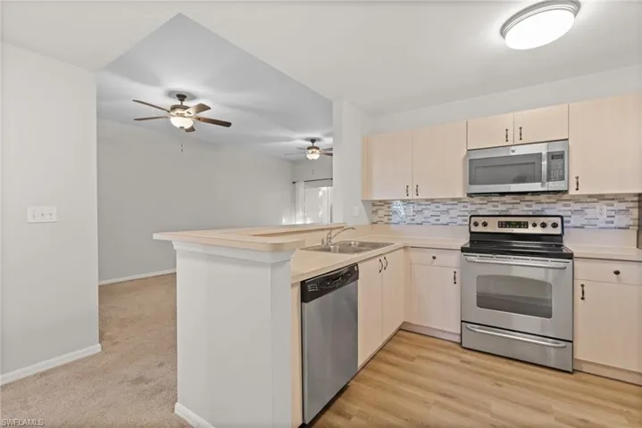 15441  Bellamar  CIR, Fort Myers, FL 33908