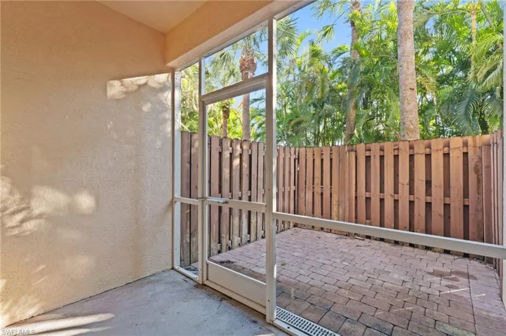 15441  Bellamar  CIR, Fort Myers, FL 33908