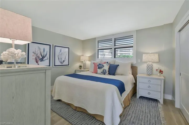 9375  Gulf Shore  DR, Naples, FL 34108