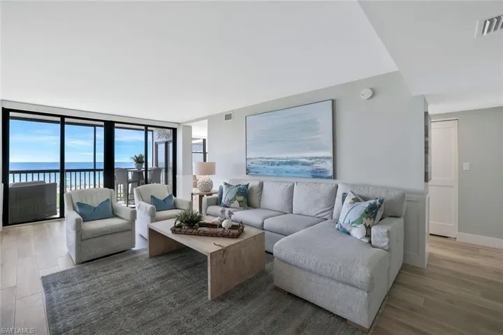 9375  Gulf Shore  DR, Naples, FL 34108
