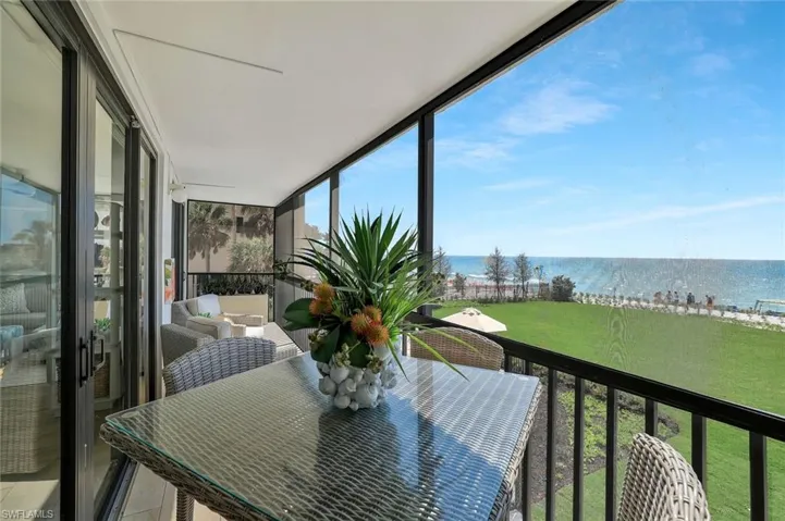 9375  Gulf Shore  DR, Naples, FL 34108