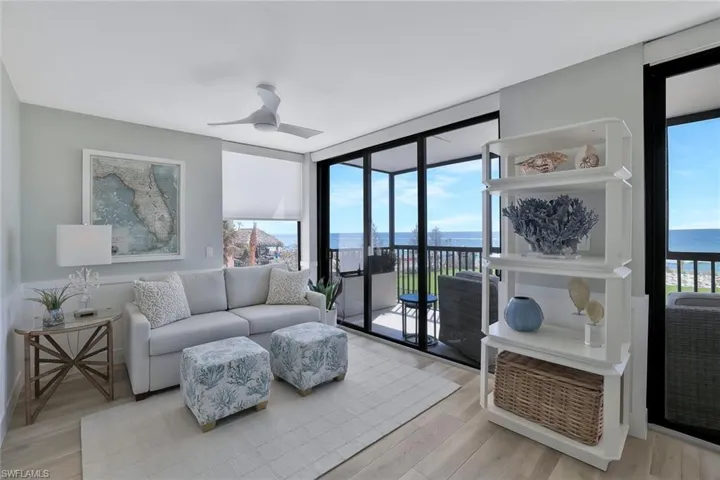9375  Gulf Shore  DR, Naples, FL 34108