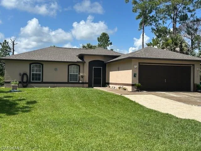 2958 22nd Ave Se, Naples, Florida 34117