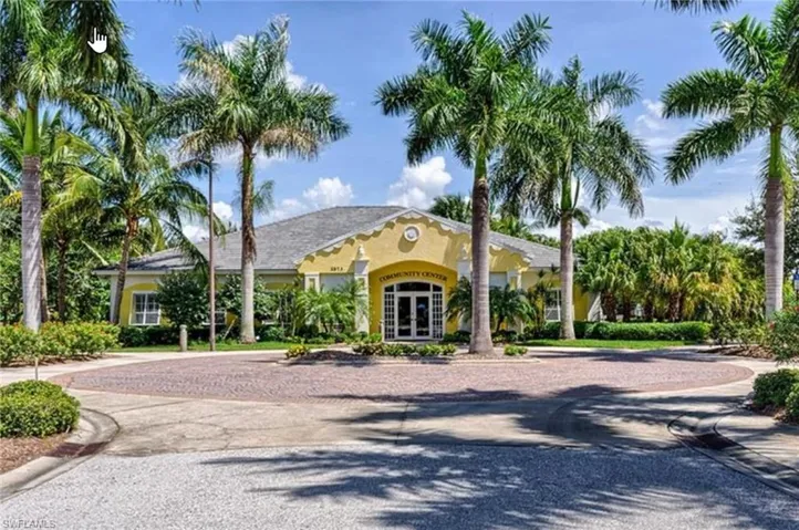 1321  Lavaca  CT, Cape Coral, FL 33991