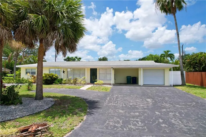 1012 Wyomi Dr, Fort Myers, Florida 33919