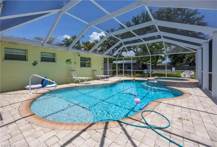1012 Wyomi Dr, Fort Myers, Florida 33919