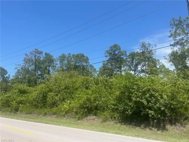 Desoto Blvd N, Naples, Florida 34120