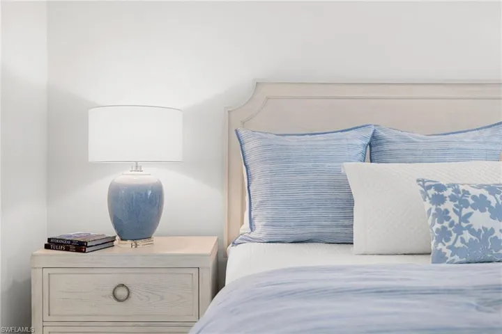 Another gorgeous mottled blue high end lamp sets the tone