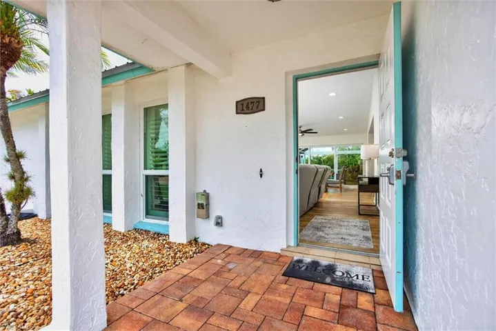 1477 Albatross Rd, Sanibel, Florida 33957