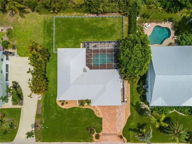 1477 Albatross Rd, Sanibel, Florida 33957