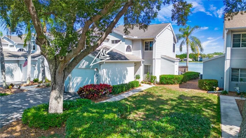 2841  Citrus Lake  DR, Naples, FL 34109