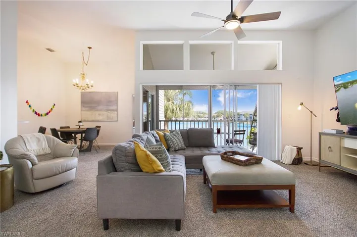 2841  Citrus Lake  DR, Naples, FL 34109